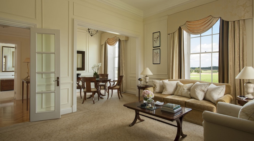 Four Seasons Hotel Hampshire 43/84