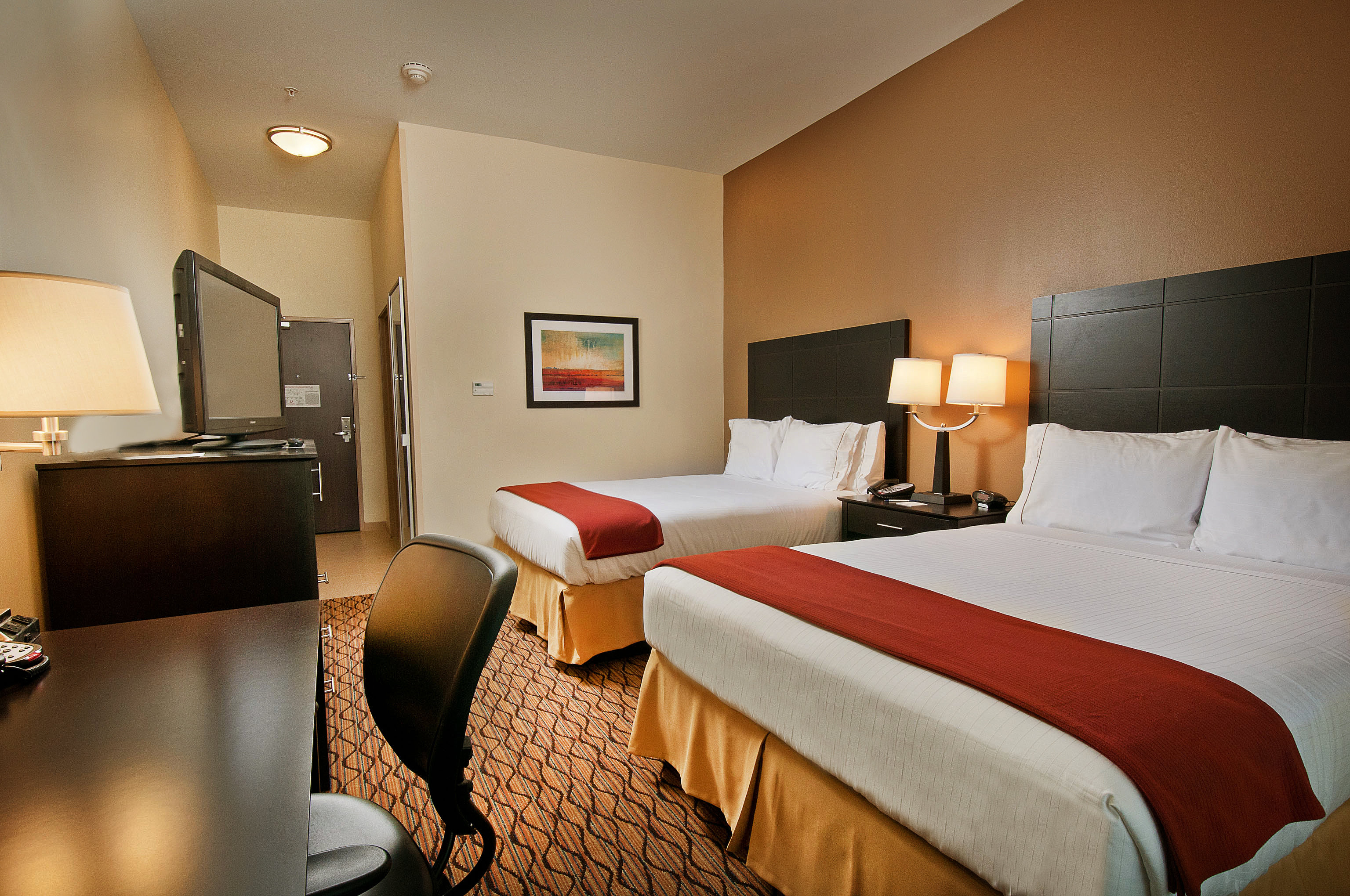 Holiday Inn Express Hotel Suites Pearsall 17/39
