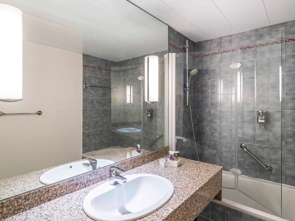 Mercure Paris Roissy Charles De Gaulle 13/74