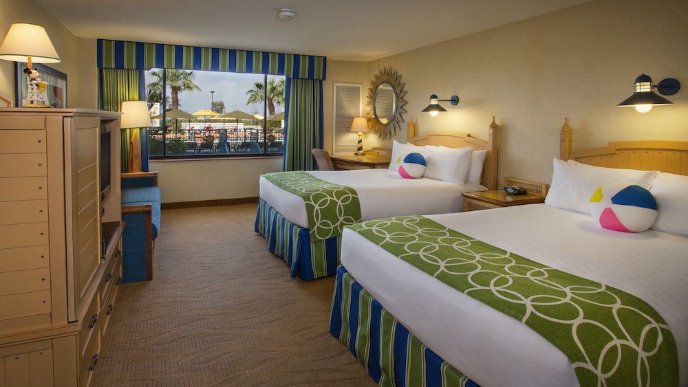 Pixar Place Hotel 29/60