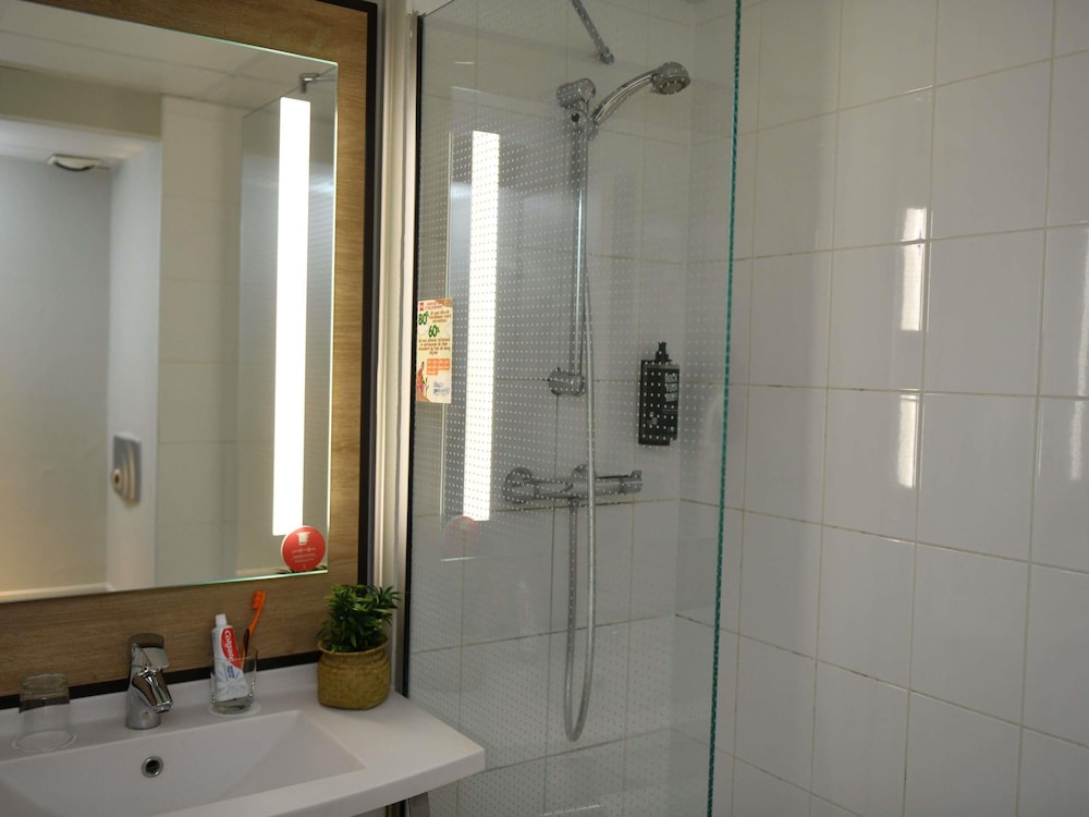 ibis Chateauroux 51/52