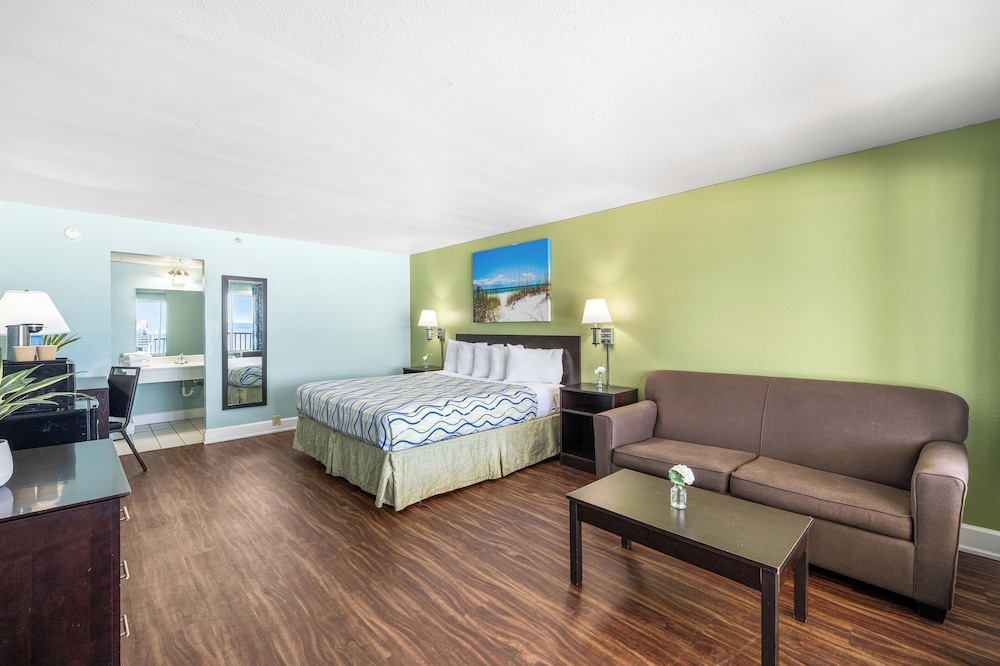 Boardwalk Beach Resort Hotel 40/65