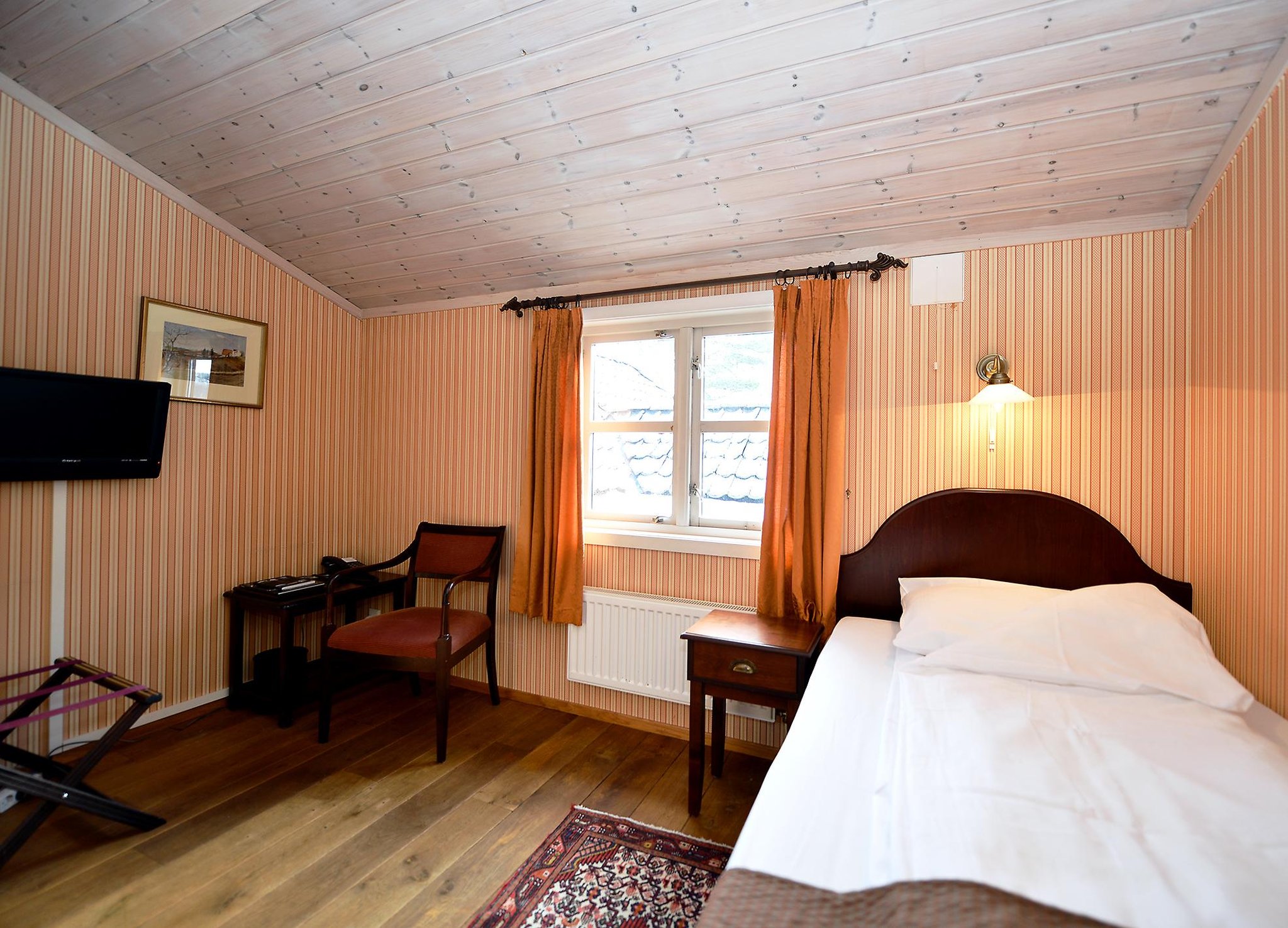 Kronen Gaard Hotell 6/20