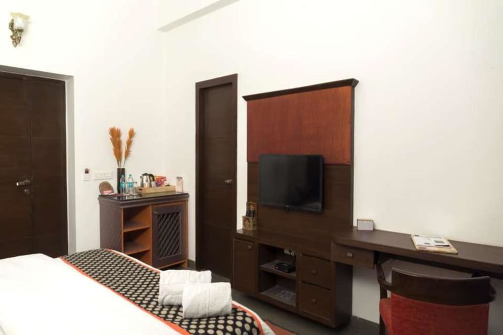The Ten Suites 21/25