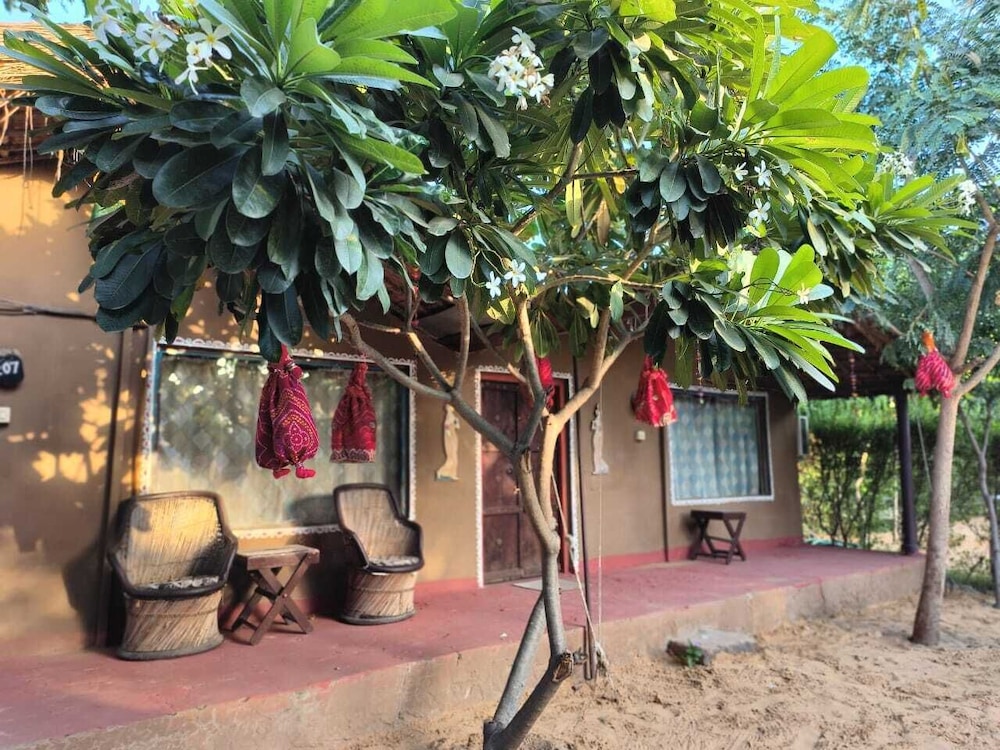 The Narayan Resort 36/45
