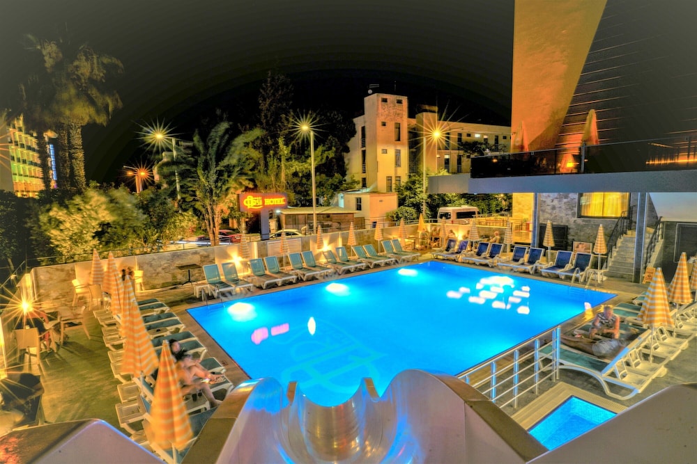 Arsi Hotel 42/49