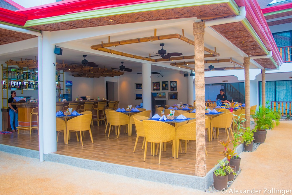 Alona Vida Beach Hill 16/44