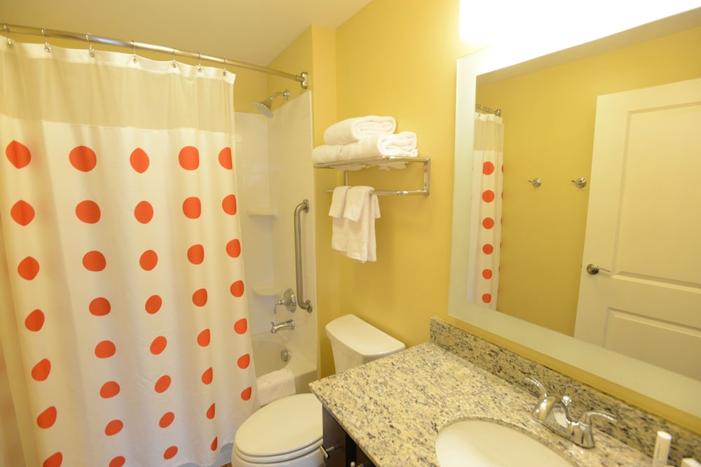 TOWNEPLACE SUITES BOWLING GREEN 20/44
