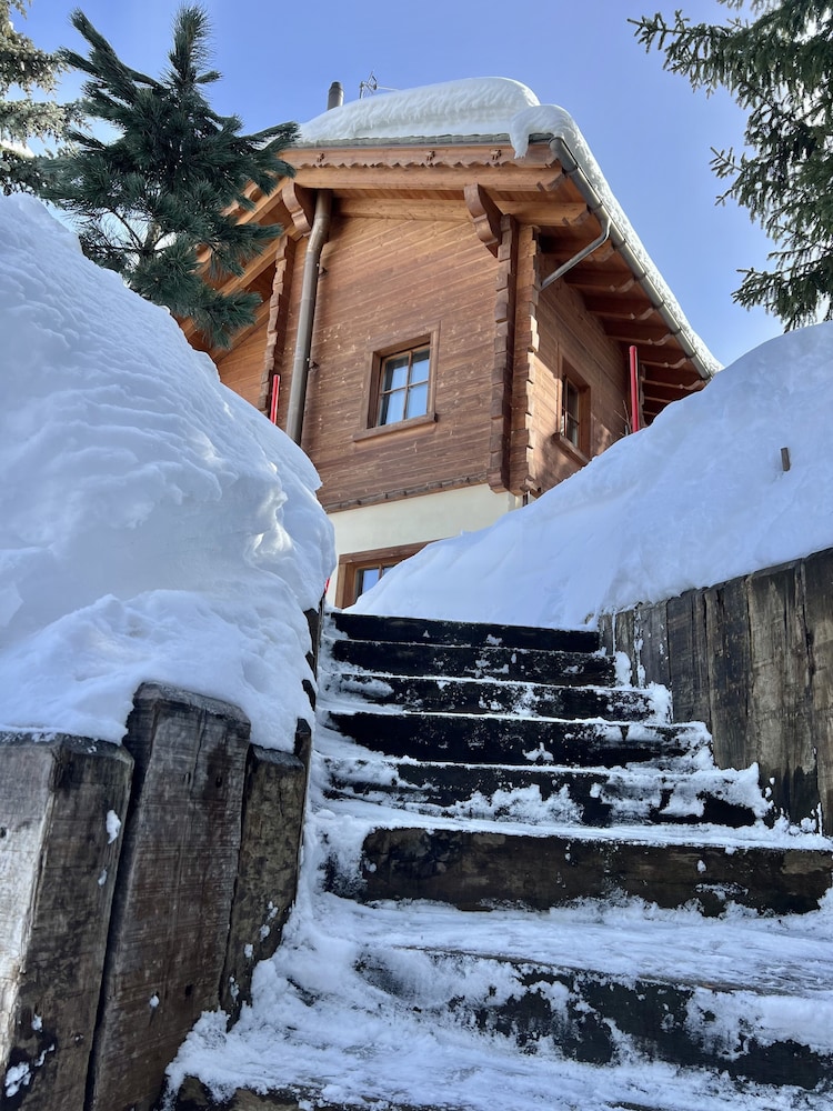 Chalet Cirmolo 45/47