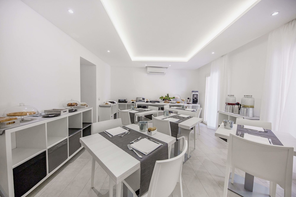 Ossuna Bay Hotel Boutique 53/66