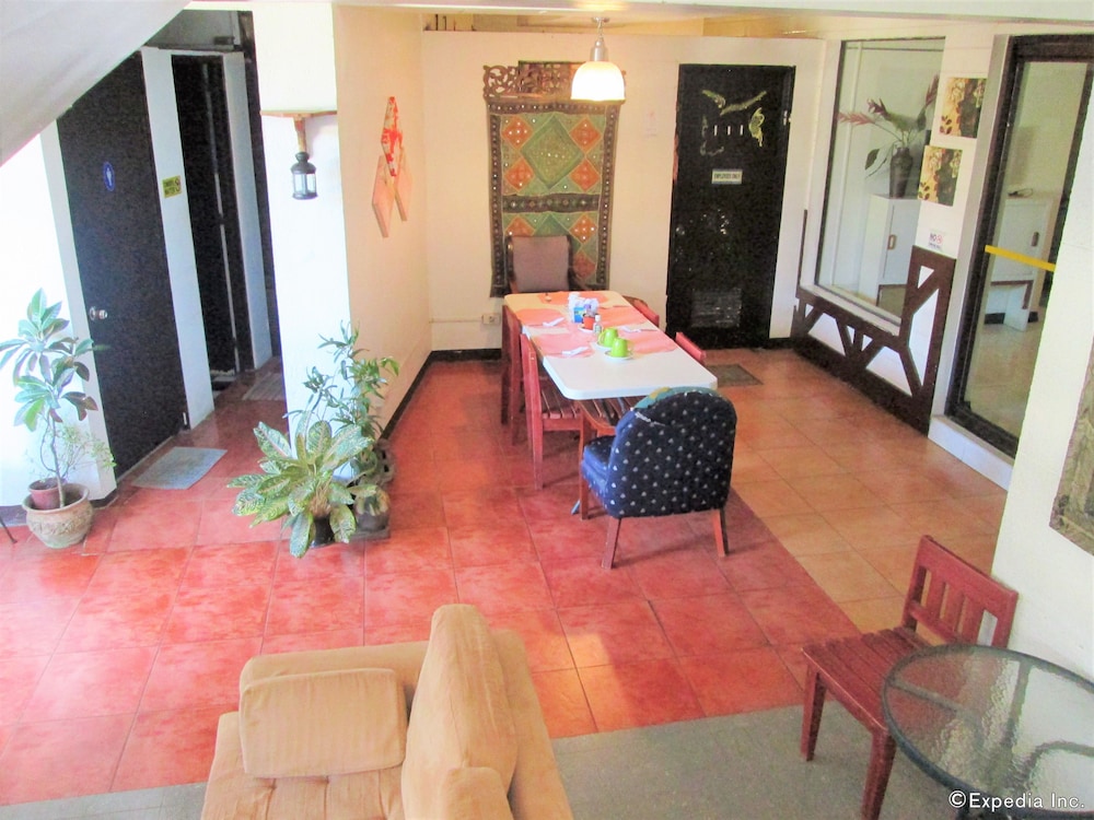 St. Nicolas Inn CDO City Center 41/55