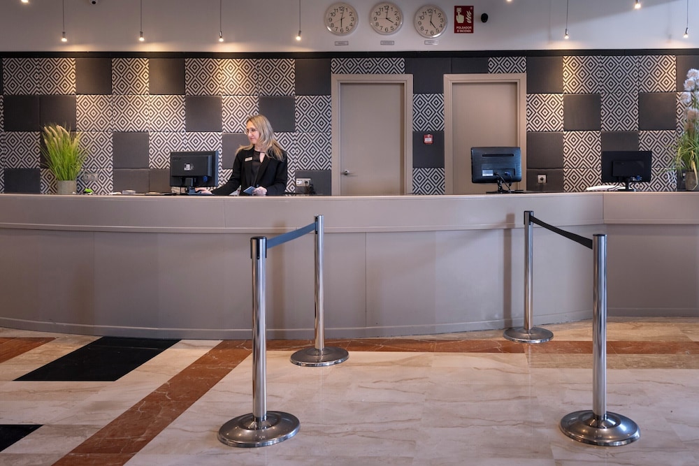 4R Regina Gran Hotel 6/50