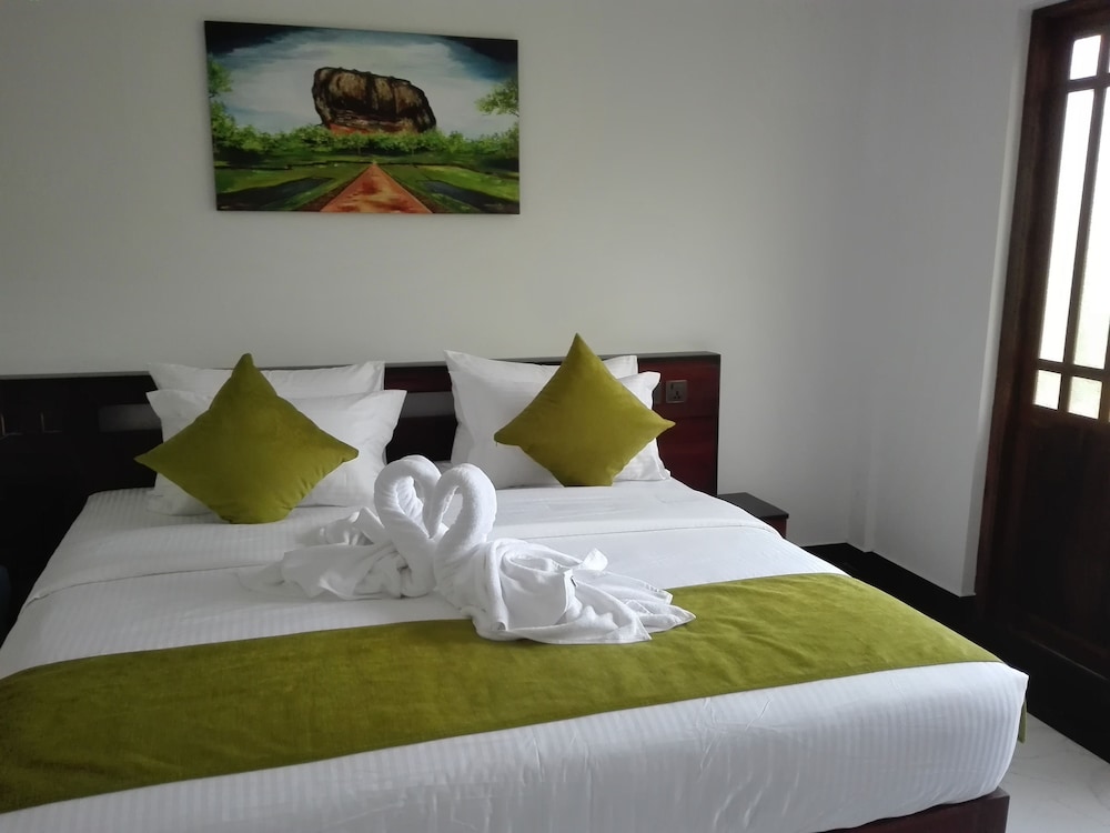 1 BEDROOM, DELUXE, TRIPLE, GARDEN VIEW, GARDEN AREA