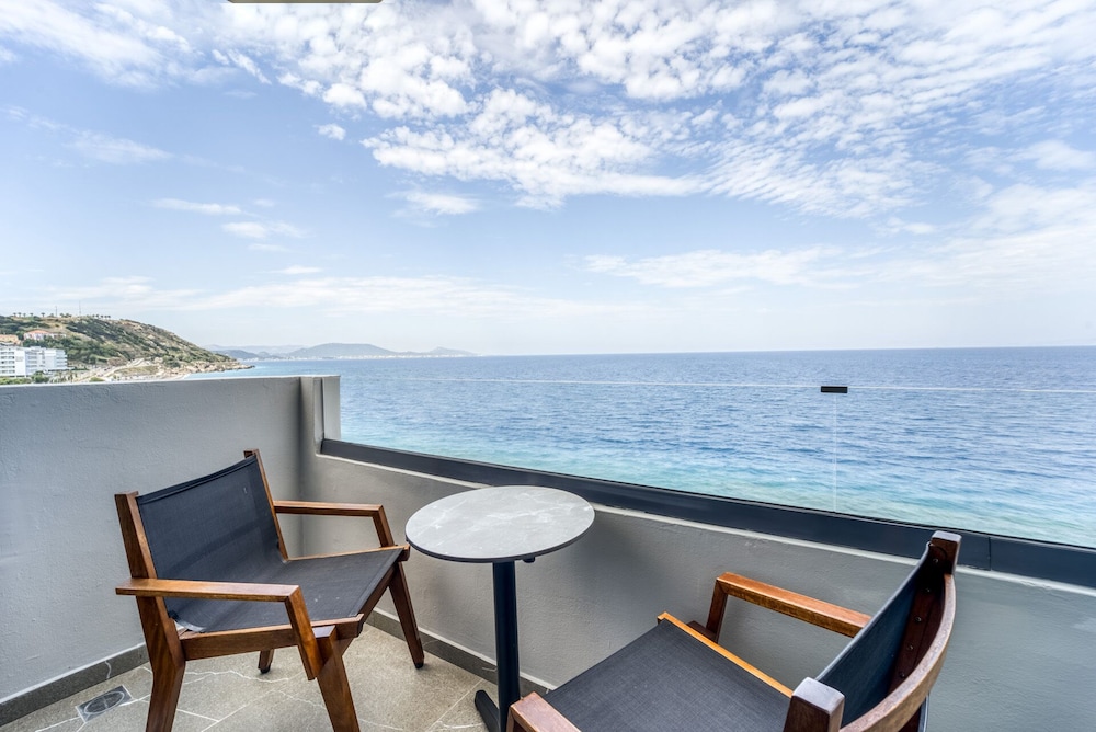 Island Seaside Hotel - Adults Only 30/41