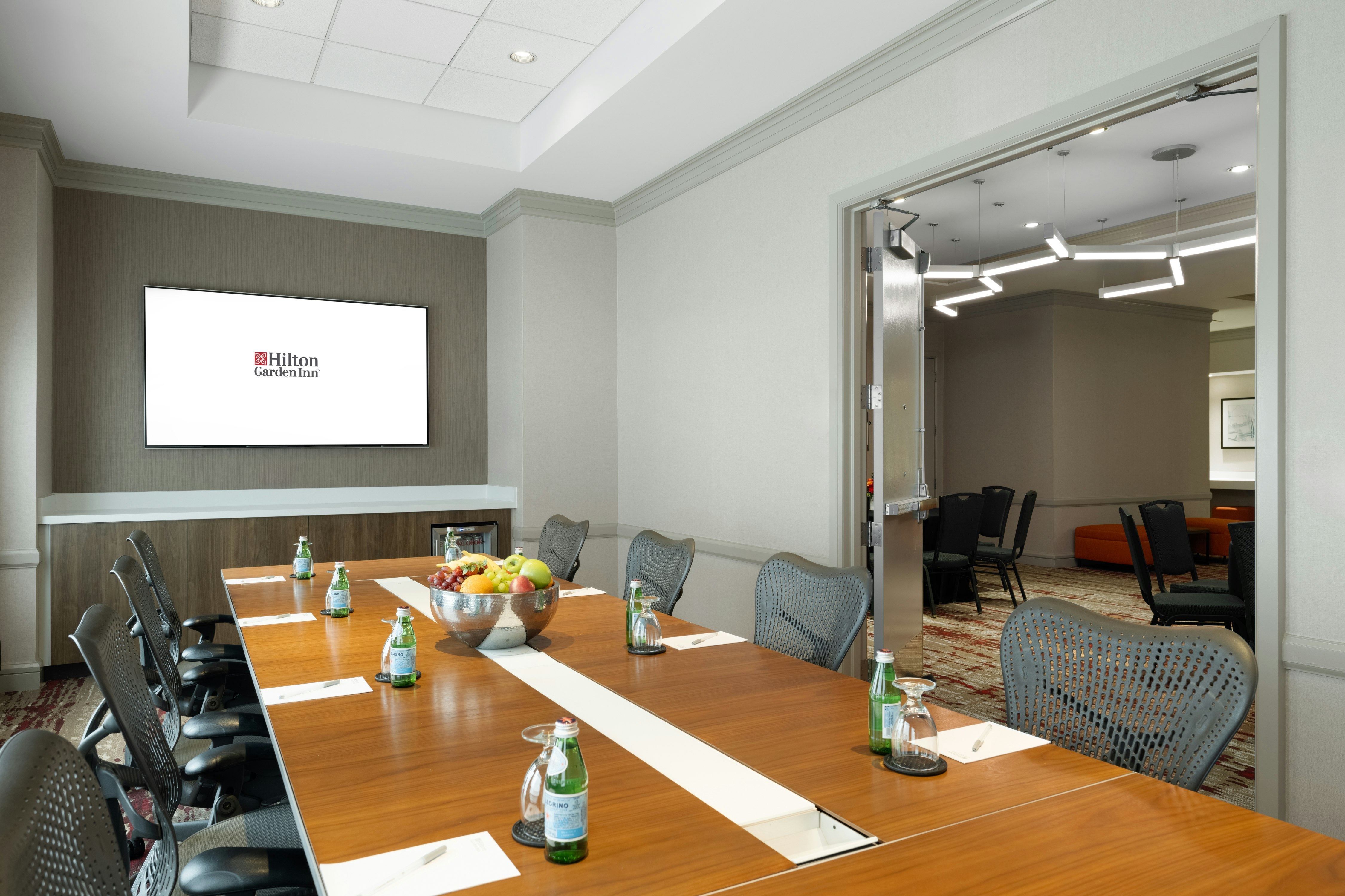 Hilton Garden Inn Chicago Downtown/Magnificent Mile 56/70