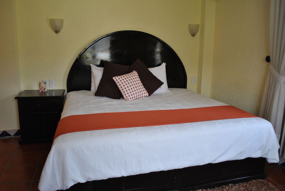 Hotel Real del Valle 15/50