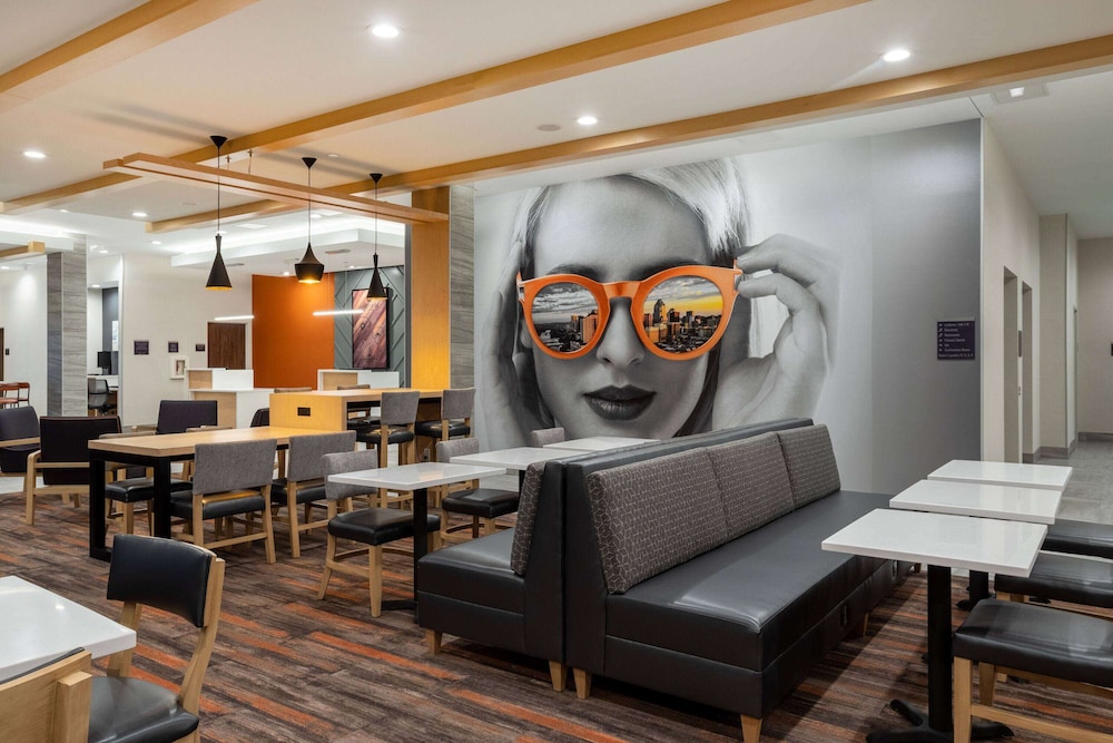 Hawthorn Extended Stay by Wyndham Pflugerville 17/29