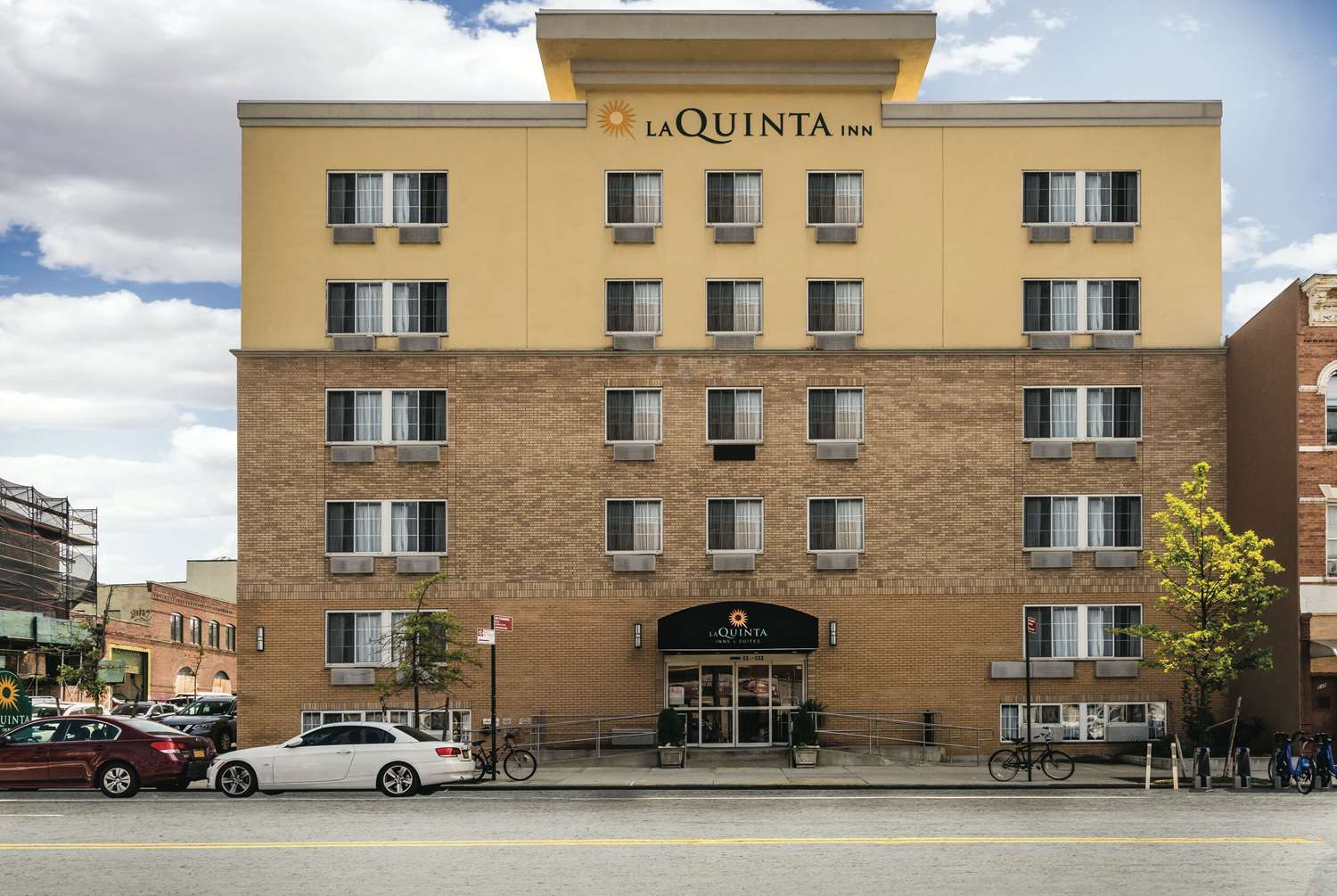 La Quinta Inn & Suites by Wyndham Brooklyn Downtown 21/24