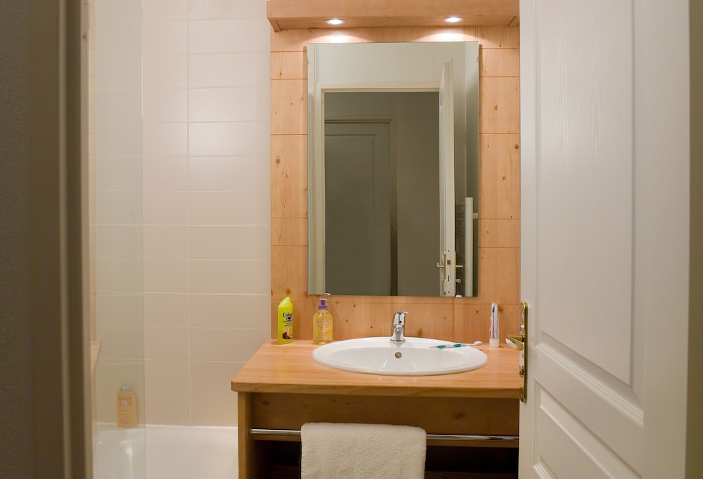 Madame Vacances - Residence Les Balcons Des Airelles 27/27