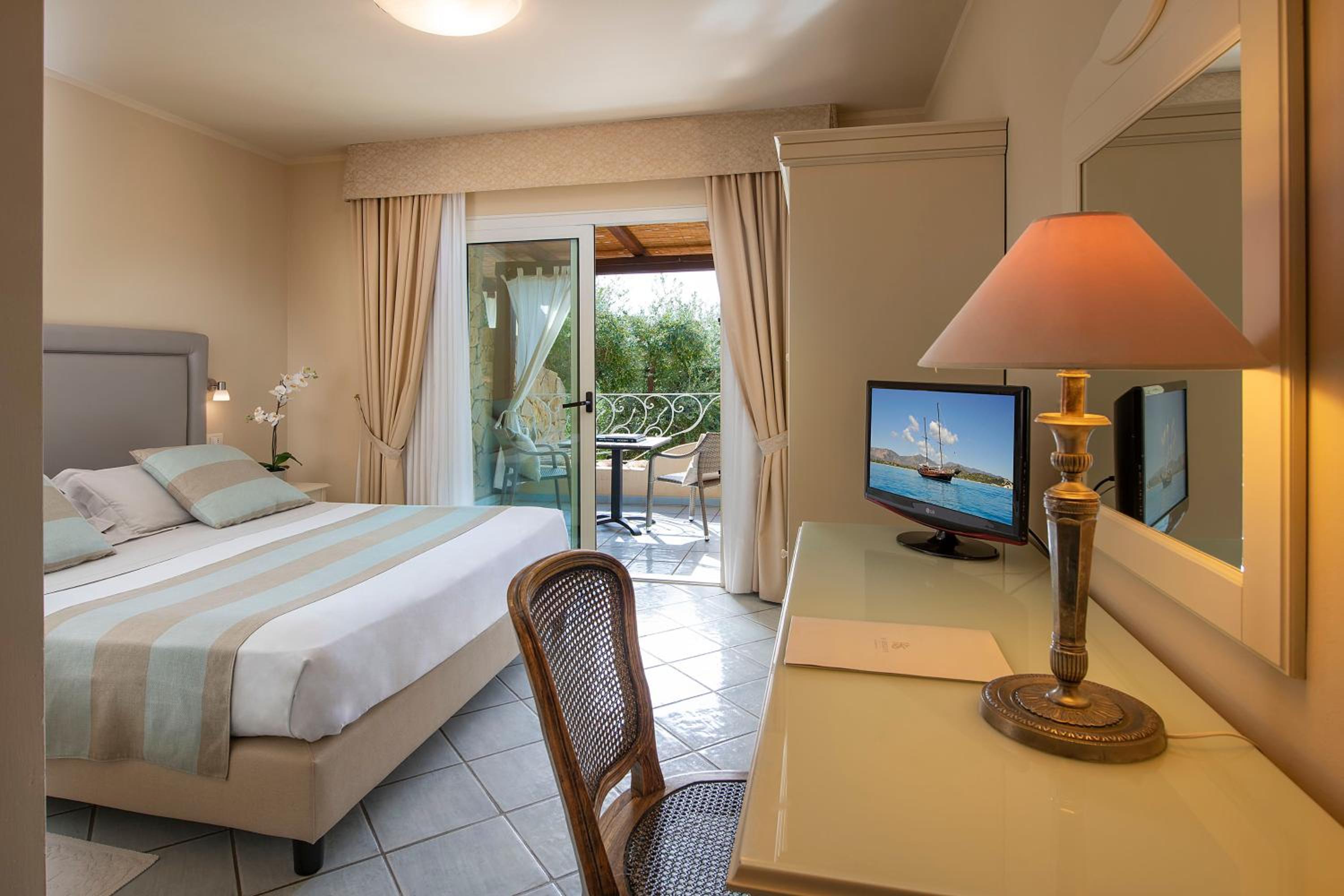 Boutique Hotel Su Sergenti 11/70