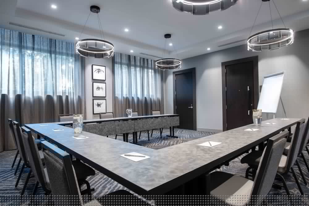 Staybridge Suites Quincy 56/67