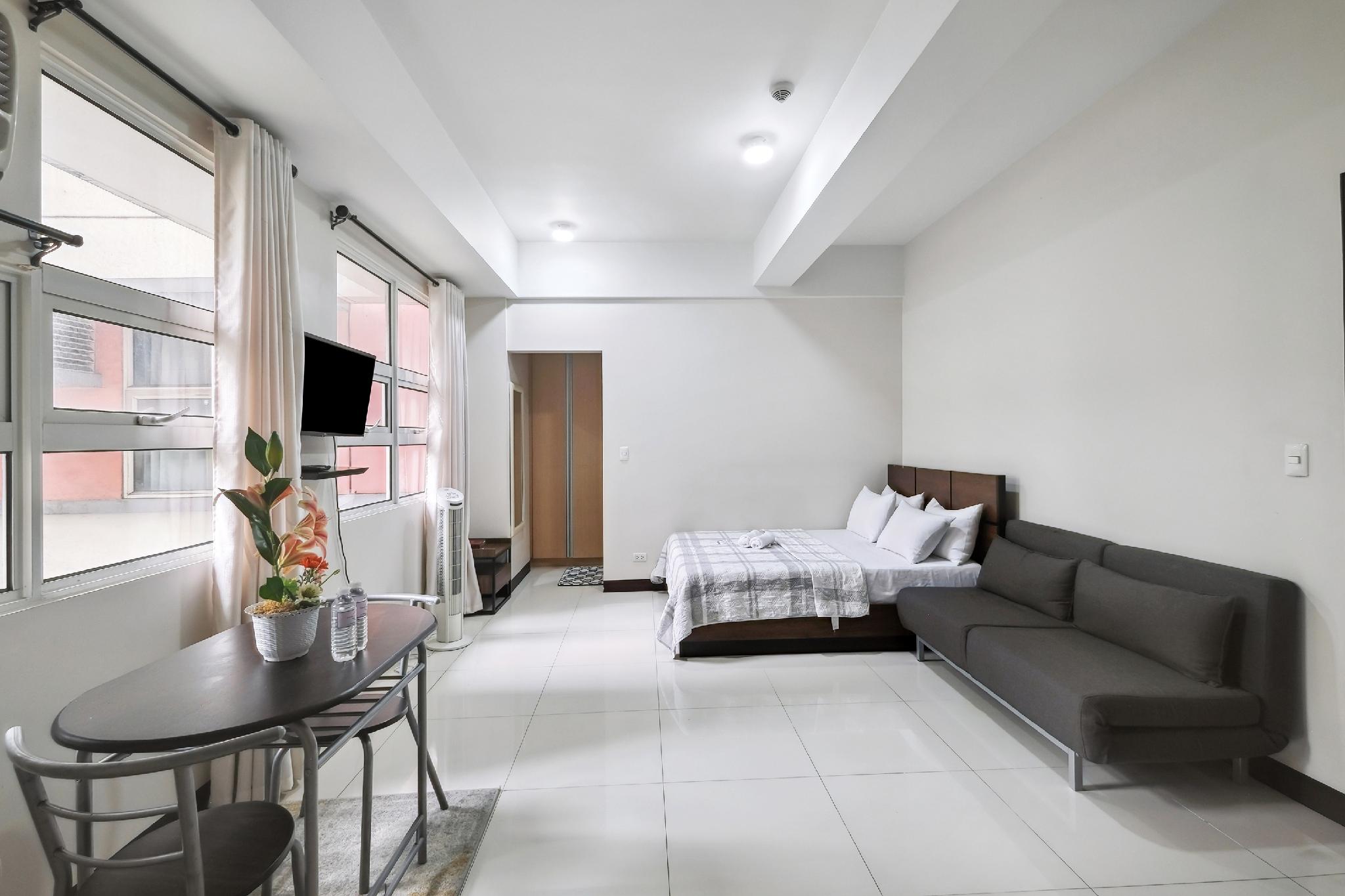 استوديو ديلوكس، Tess and Tessha Condotel near T3 Airport 4/8