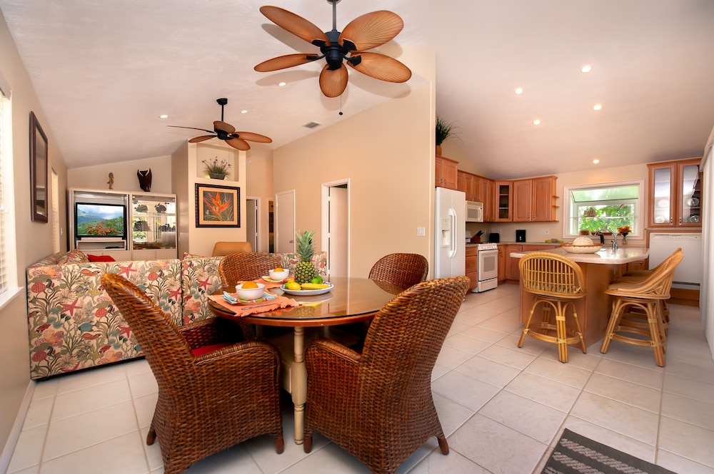 Cedar Cove Resort & Cottages 54/78