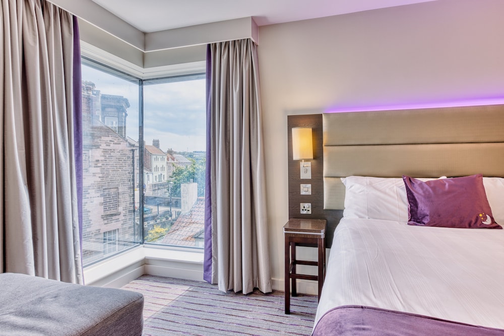 Premier Inn Berwick upon Tweed hotel 18/52