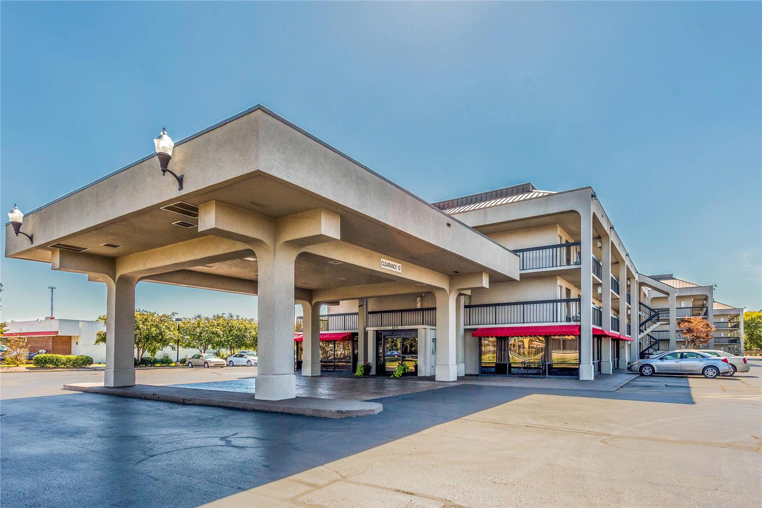 Clarion Pointe Huntsville Research Park 34/38