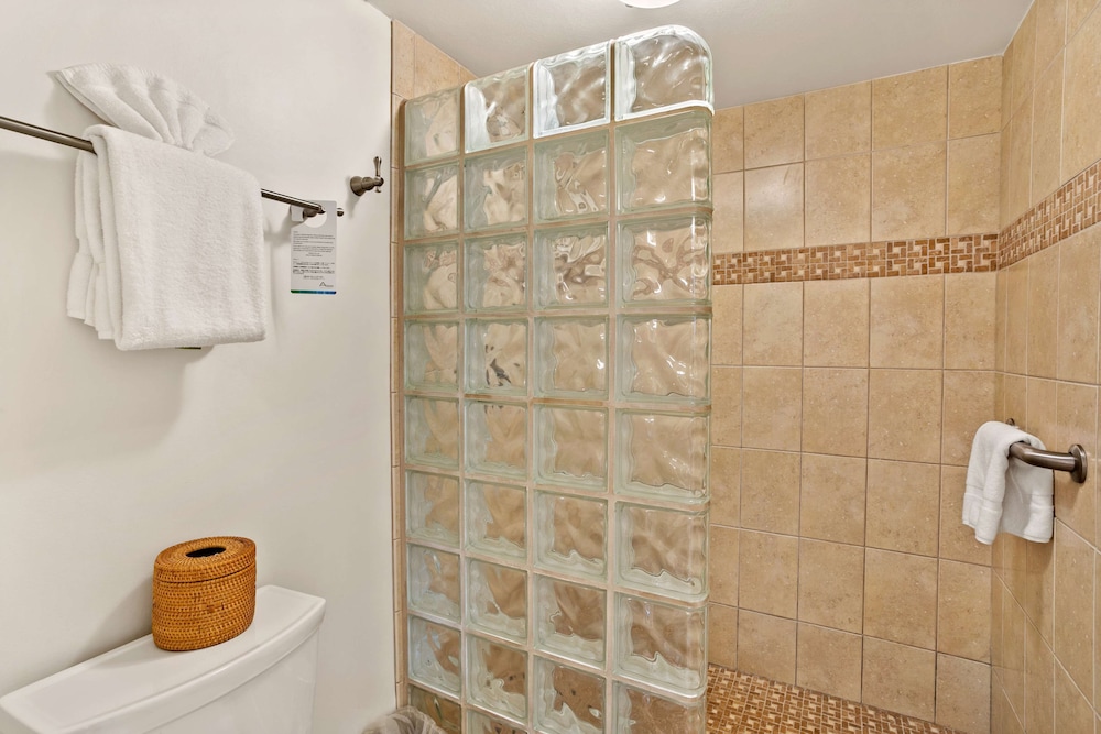 غرفة بسرير كوين، Aston Maui Kaanapali Villas 3/3