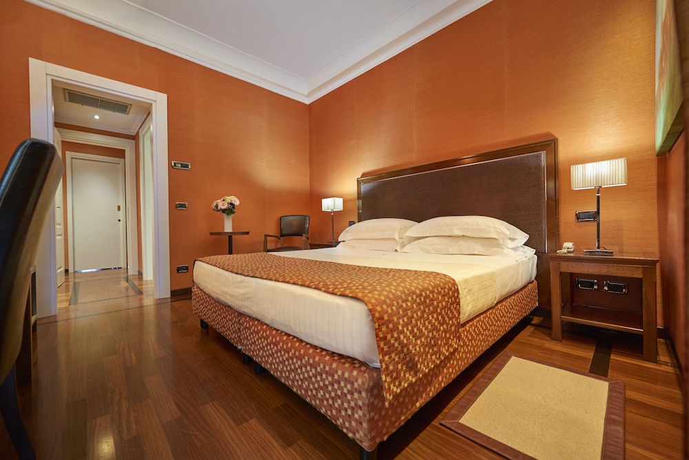 غرفة كومفورت مفردة بسريرين منفصلين، Grand Hotel Adriatico 7/10