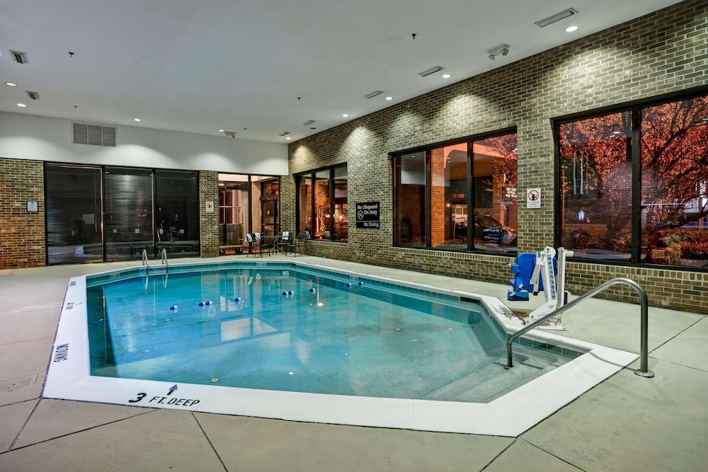 诺福克海军基地希尔顿恒庭酒店(HAMPTON INN NORFOLK NAVAL BASE) 图片2