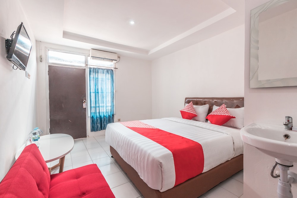 Hotel O near Plaza Pondok Gede formerly Angel Homestay 9/27
