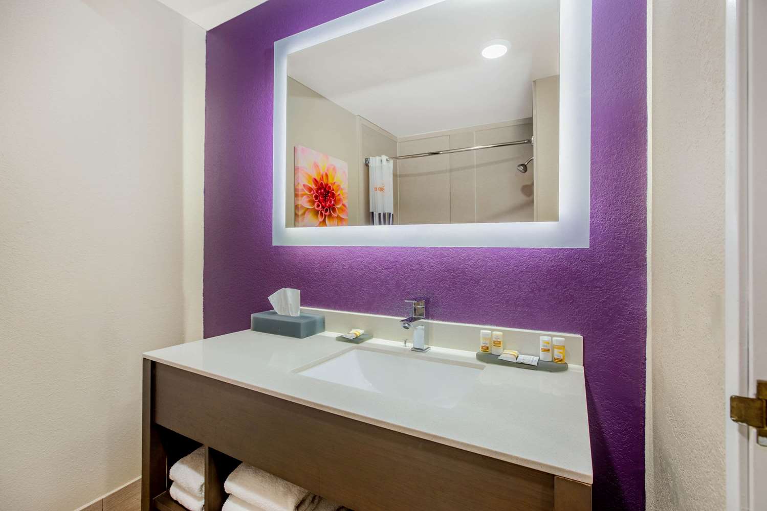 La Quinta Inn & Suites by Wyndham Hesperia Victorville 42/44