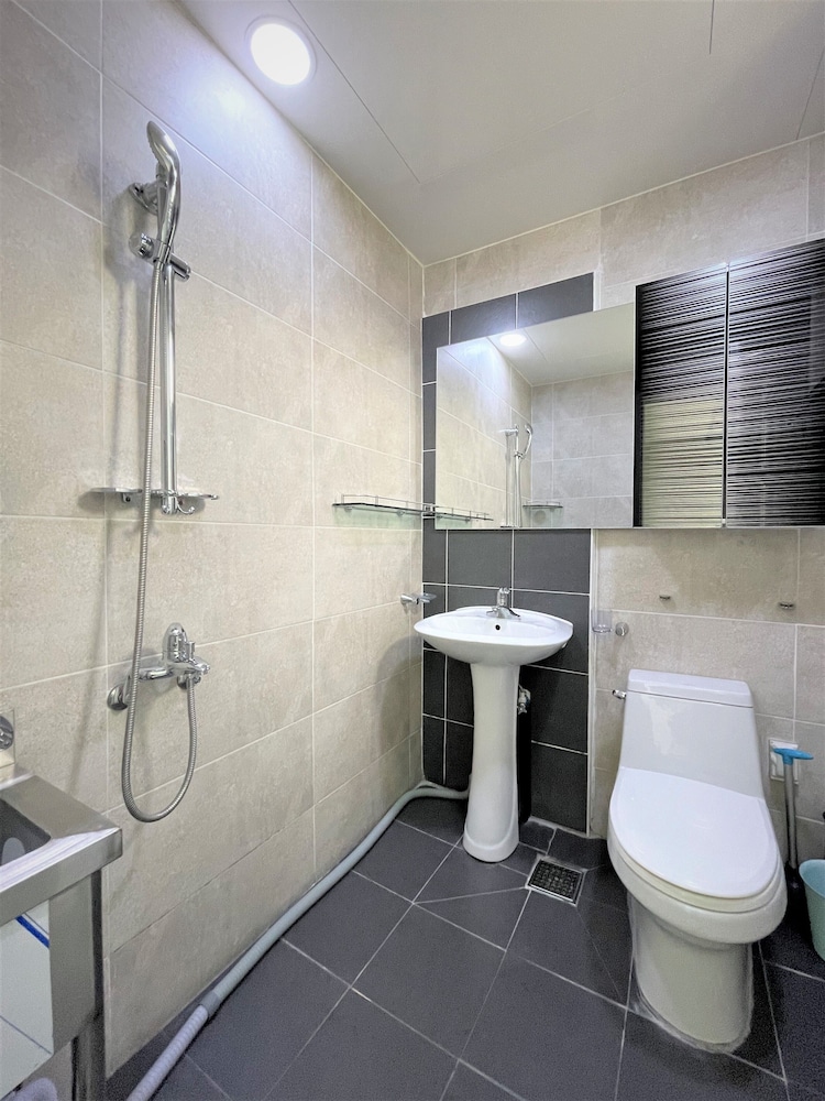Airport Guesthouse Ko-In 44/45