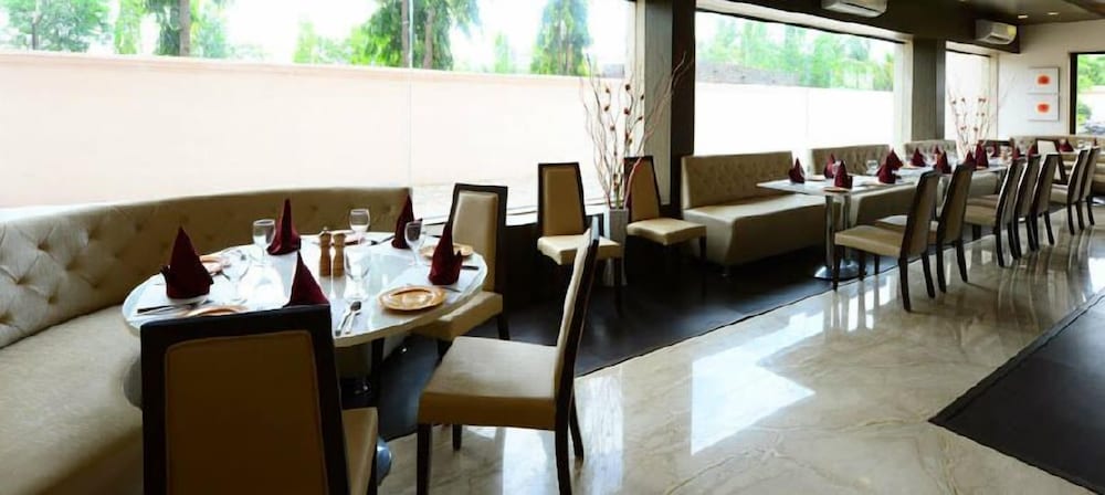 Matrix Inn Shirdi 34/46