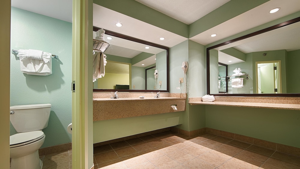 Best Western Plus Myrtle Beach @ Intracoastal 7/38