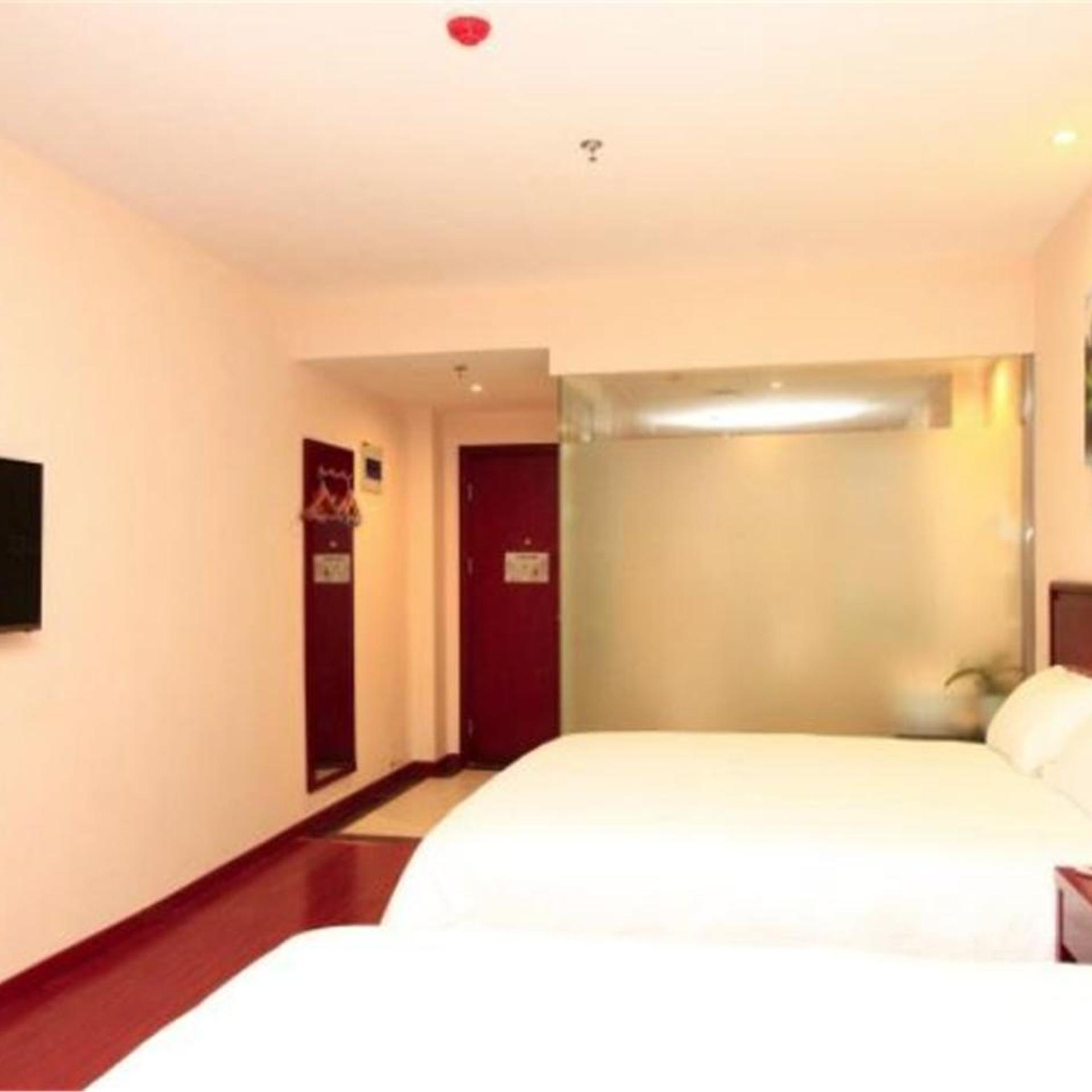 GreenTree Inn ShanDong RiZhao JuXian YinXing Avenue Middle ShanDong Road Business Hotel 27/67