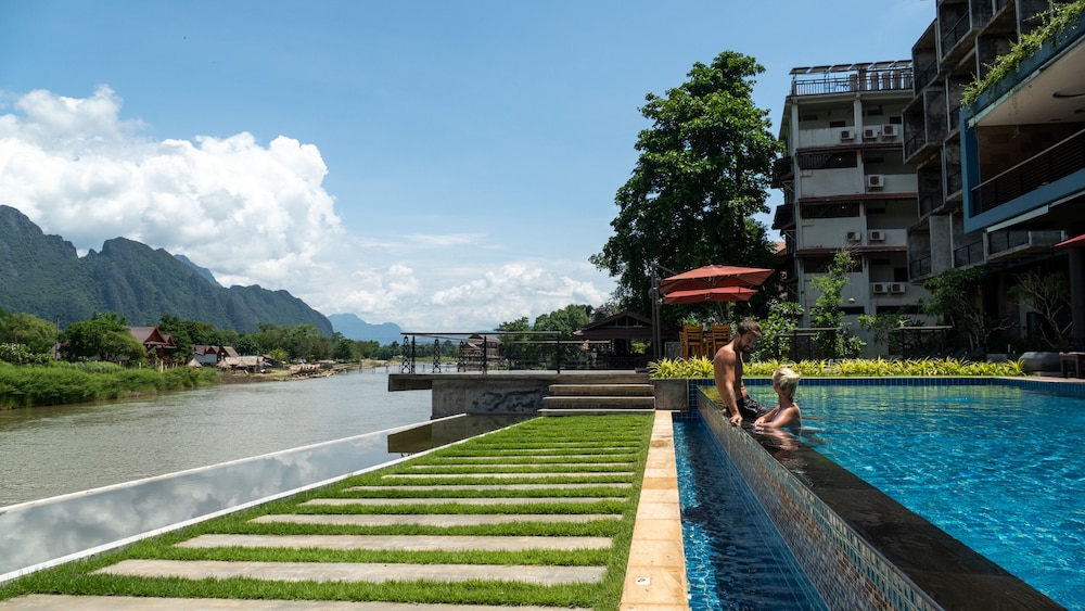 Inthira Vang Vieng 44/48