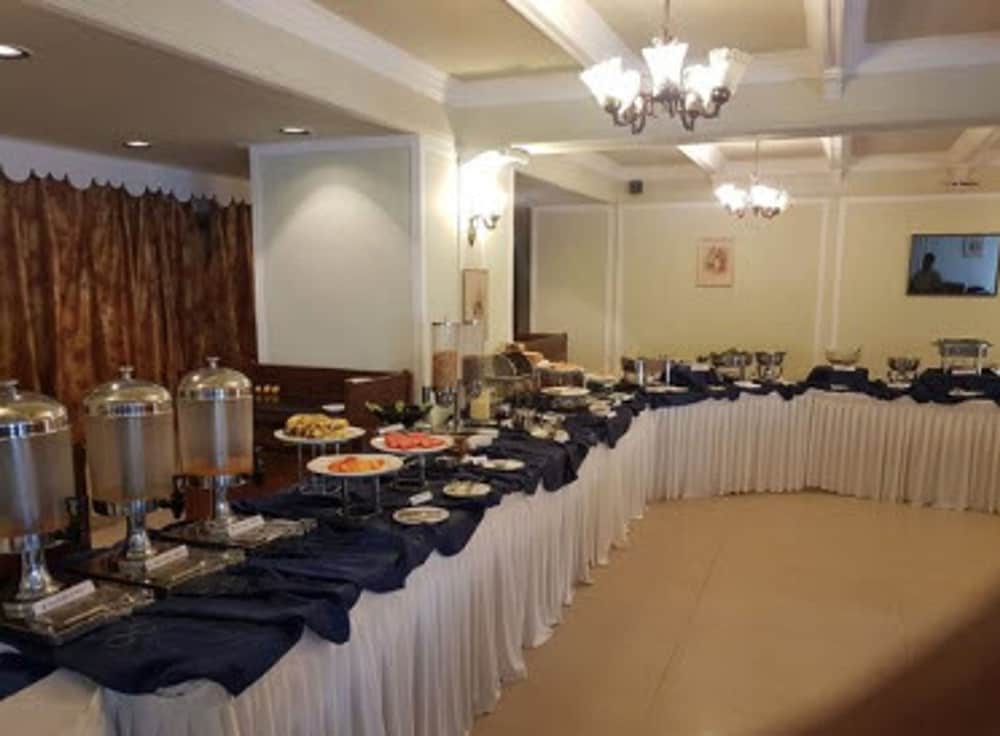 restaurant-cafeteria