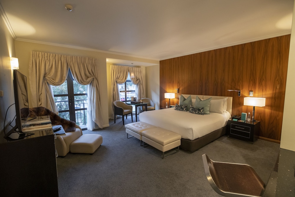 Sofitel Queenstown Hotel and Spa 23/58