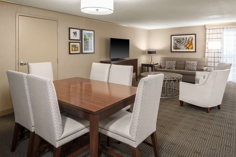 Doubletree By Hilton Burlington Vermont 67/88