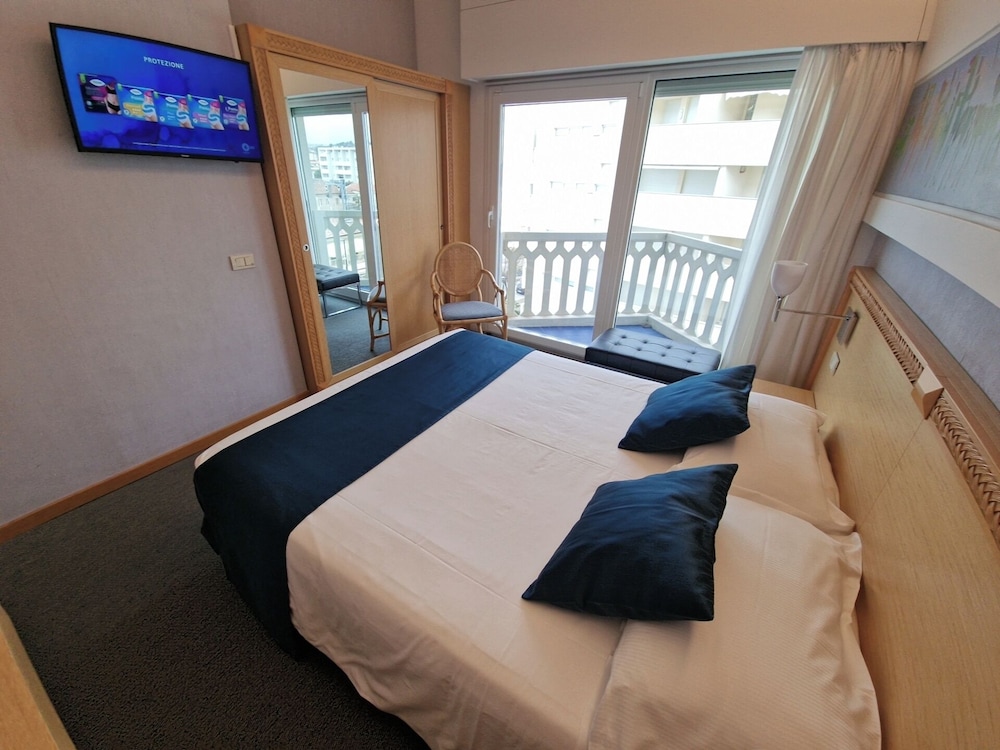 City Hotel 20/62