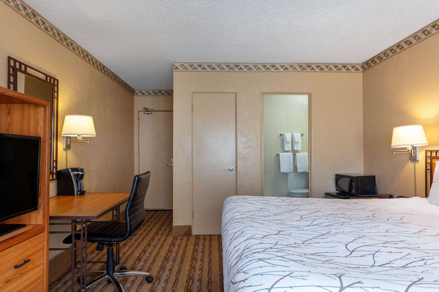 Travelodge By Wyndham Seattle By The Space Needle 6/27