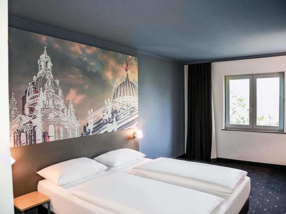 Room, Double Bed