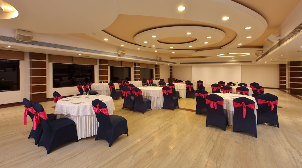 Lemon Tree Hotel Baddi 30/50