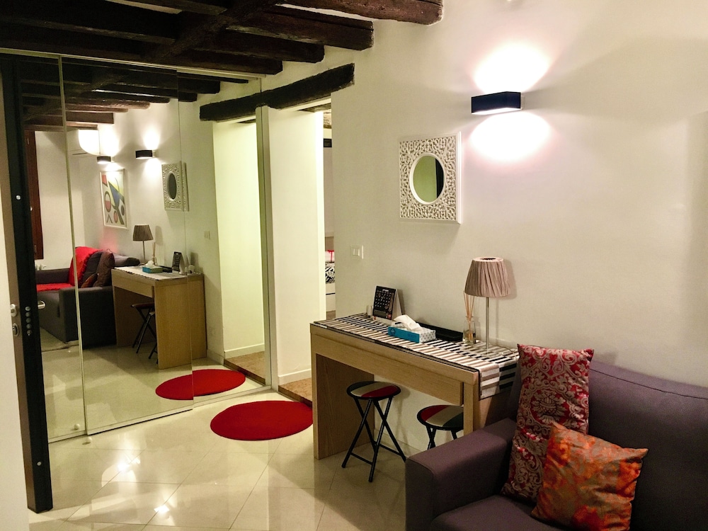B&B Fortuny 48/69