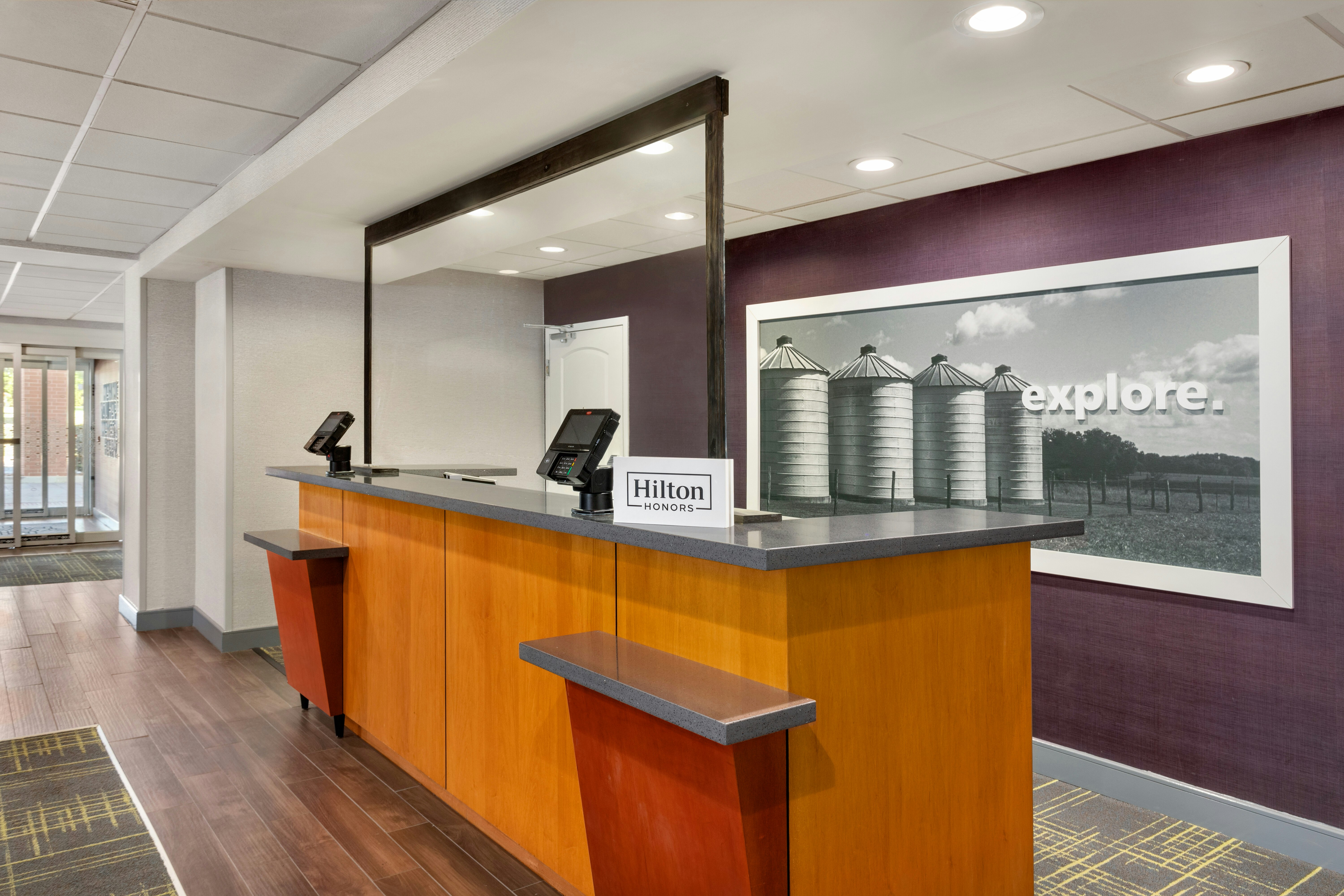 Lobby at HAMPTON INN ST LOUIS COLUMBIA, COLUMBIA - IL