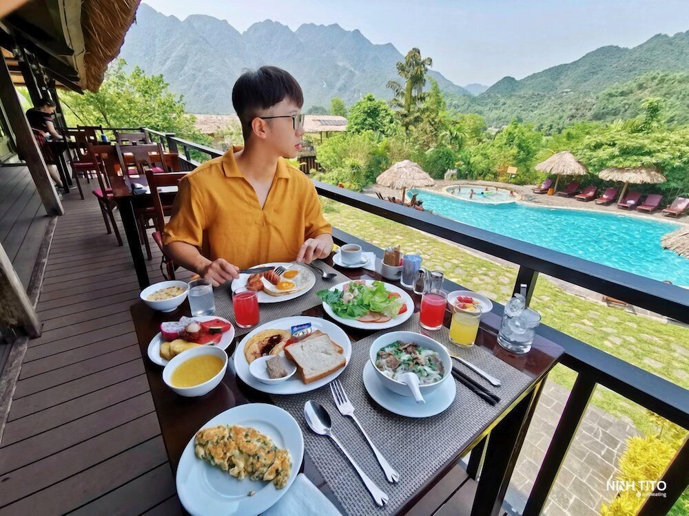 Mai Chau Ecolodge 62/72