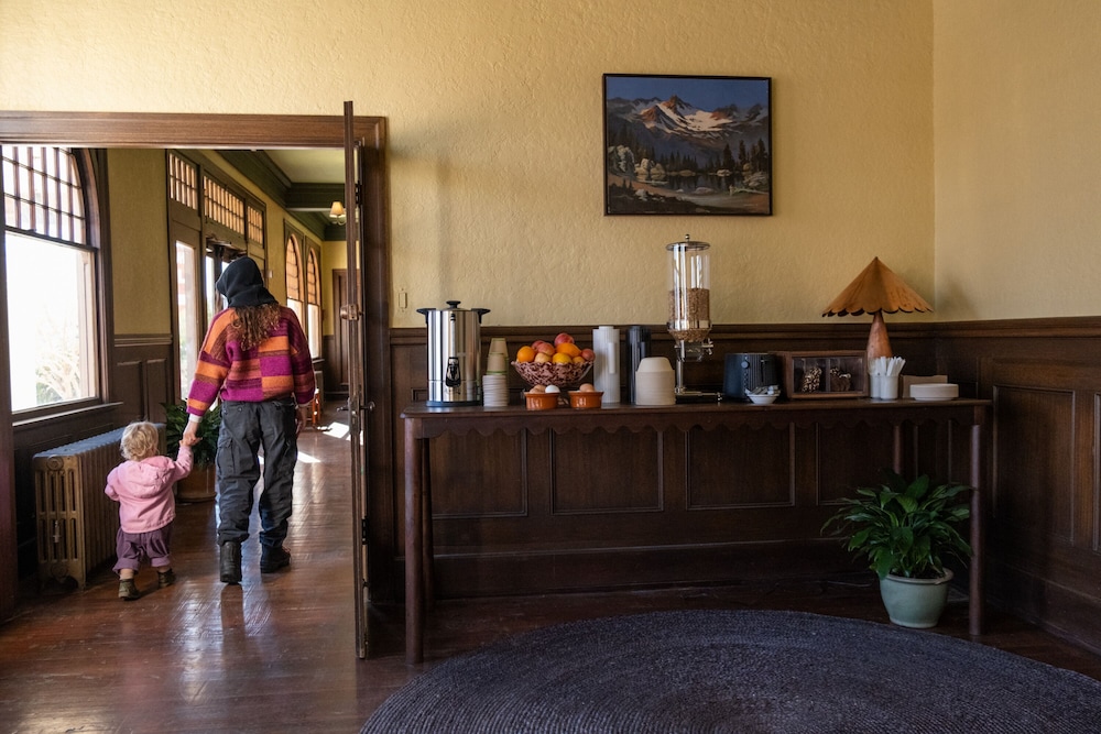 Winnedumah HOtel 3/50